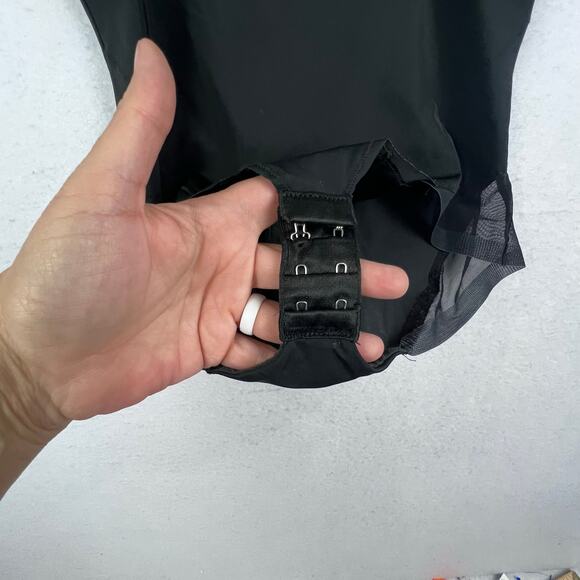 SPANX "Red Hot" Black Open-Bust Panty Clasp CONTROL Bodysuit XL Shapewear - Picture 8 of 13